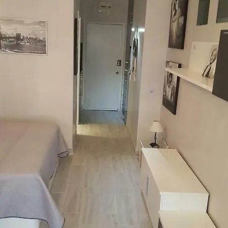 Studio Διαμέρισμα Τορρεμολίνος